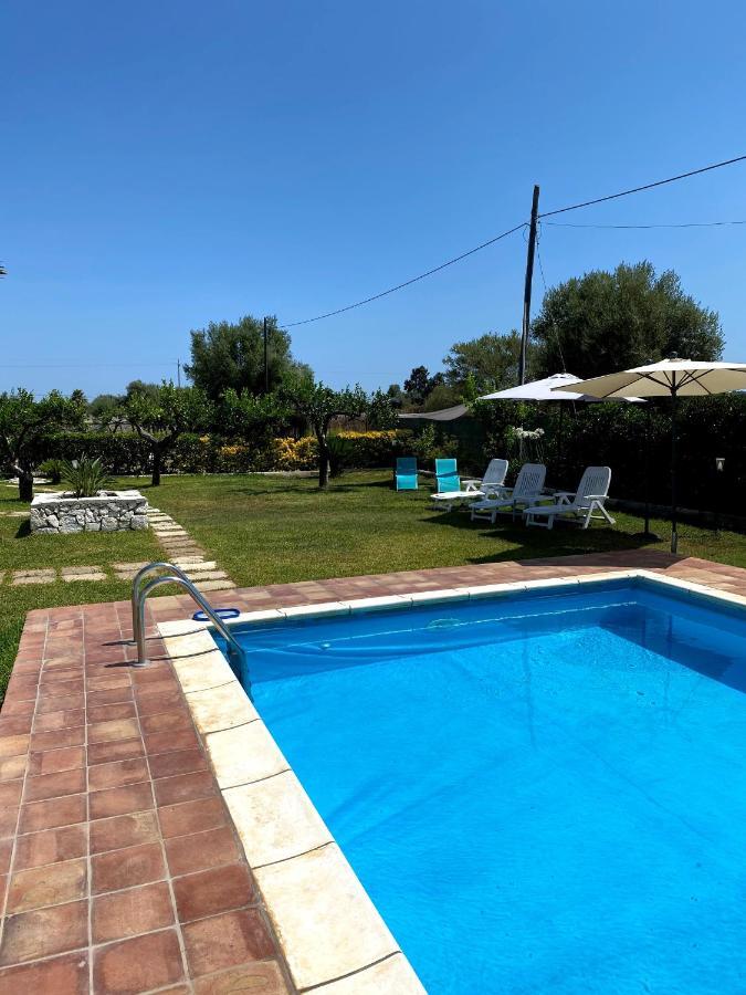 Апартаменты Casa Vacanza Le Tre Palme Флоридия Экстерьер фото